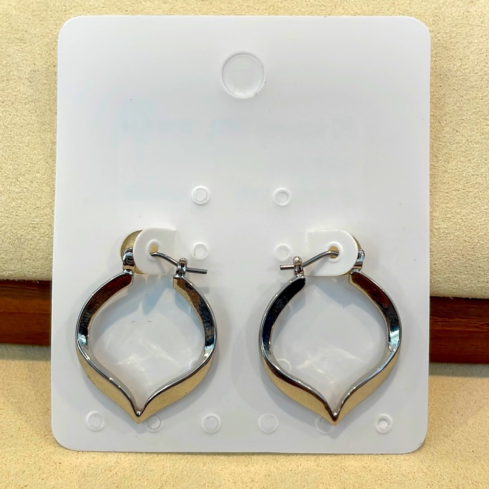 Dress Barn Silver Hoop and Earrings BRAND NEW